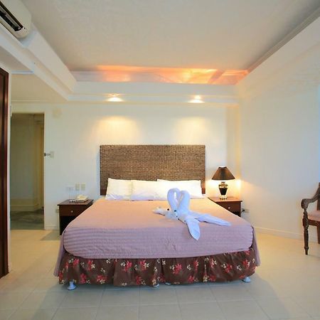 Wild Orchid Beach Resort Olongapo Esterno foto