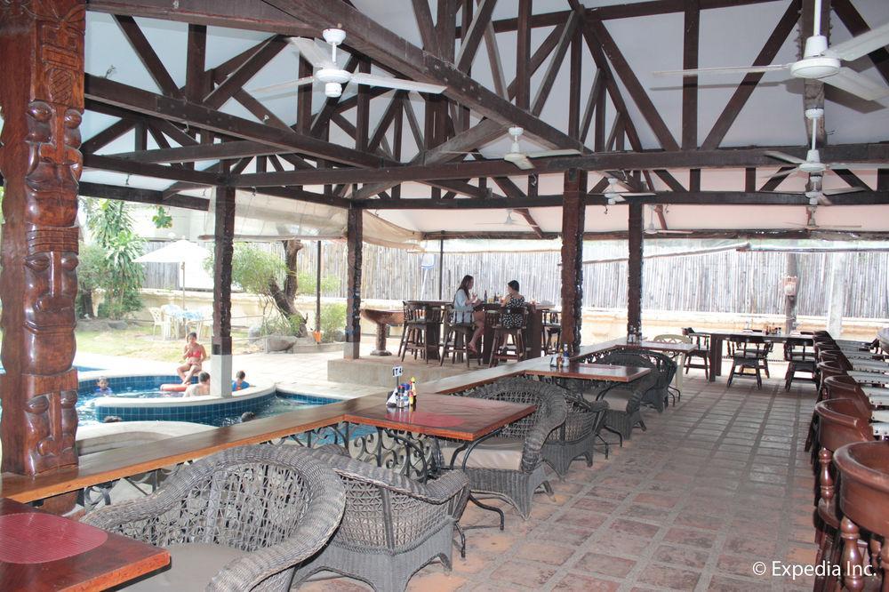 Wild Orchid Beach Resort Olongapo Esterno foto