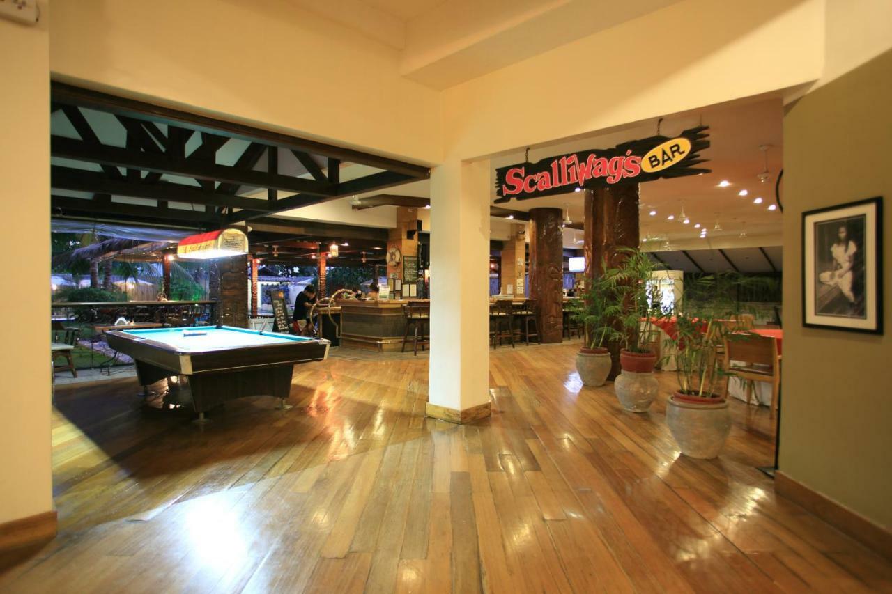 Wild Orchid Beach Resort Olongapo Esterno foto